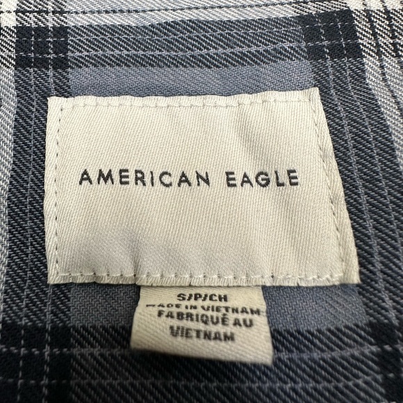 American Eagle Women’s Long Sleeve Flannel Shirt Size Small Blue - Picture 3 of 6